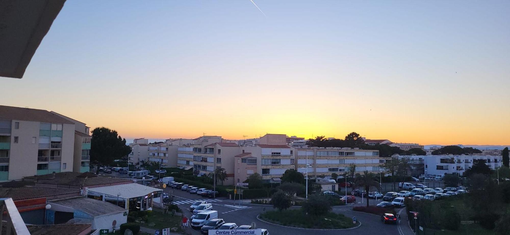 Petit Boudha Climatise Mezzanine Renove Parking 400M Plage 50M Commerces Le Grau-du-Roi Esterno foto